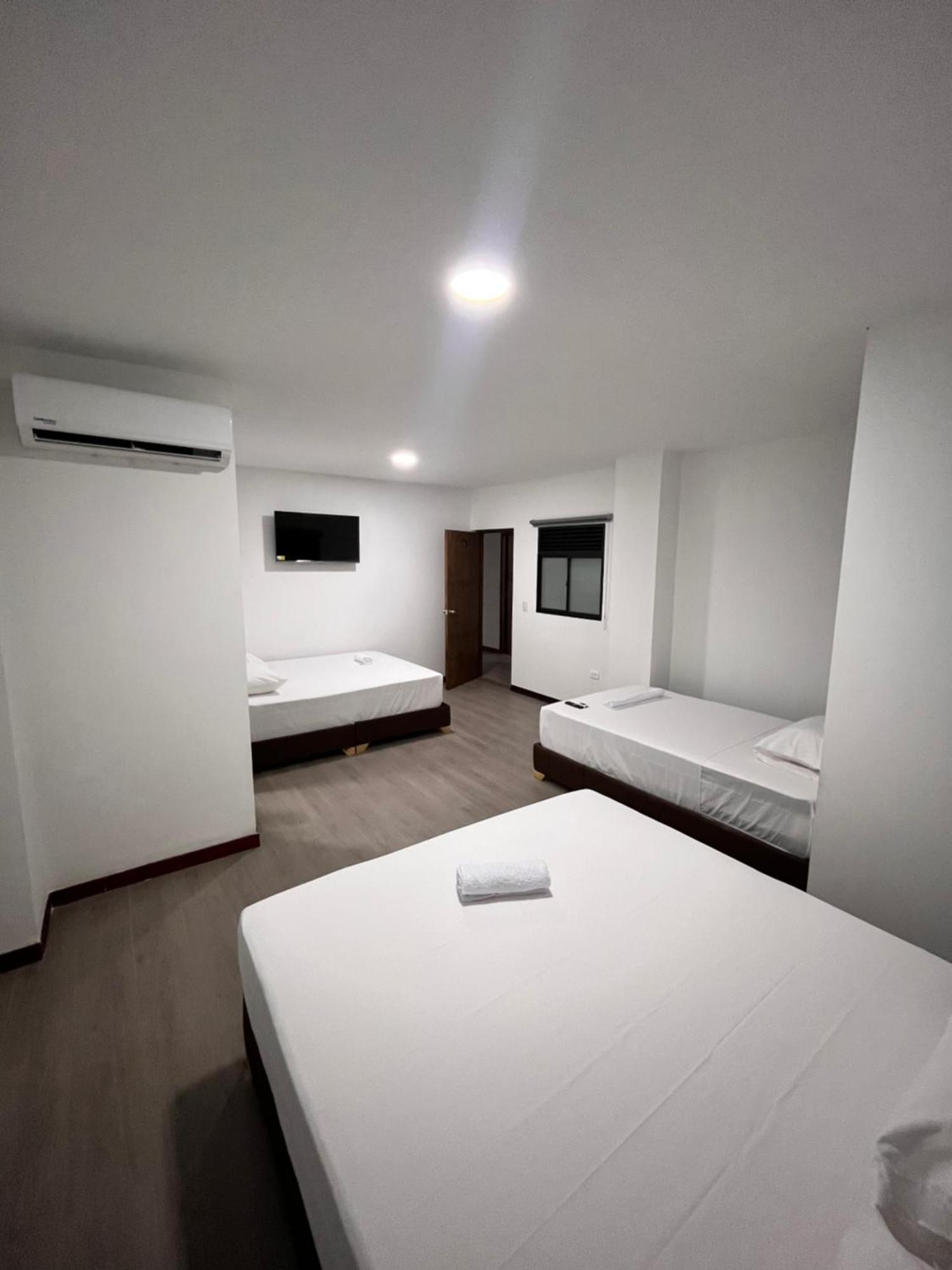 Hotel Gallery By 70 Medellín Eksteriør billede